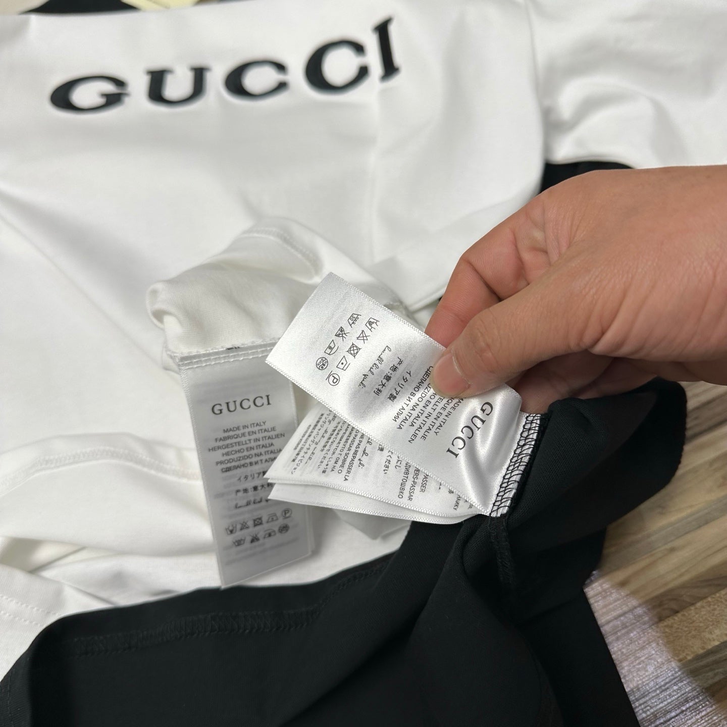 T-Shirt Gucci Logo