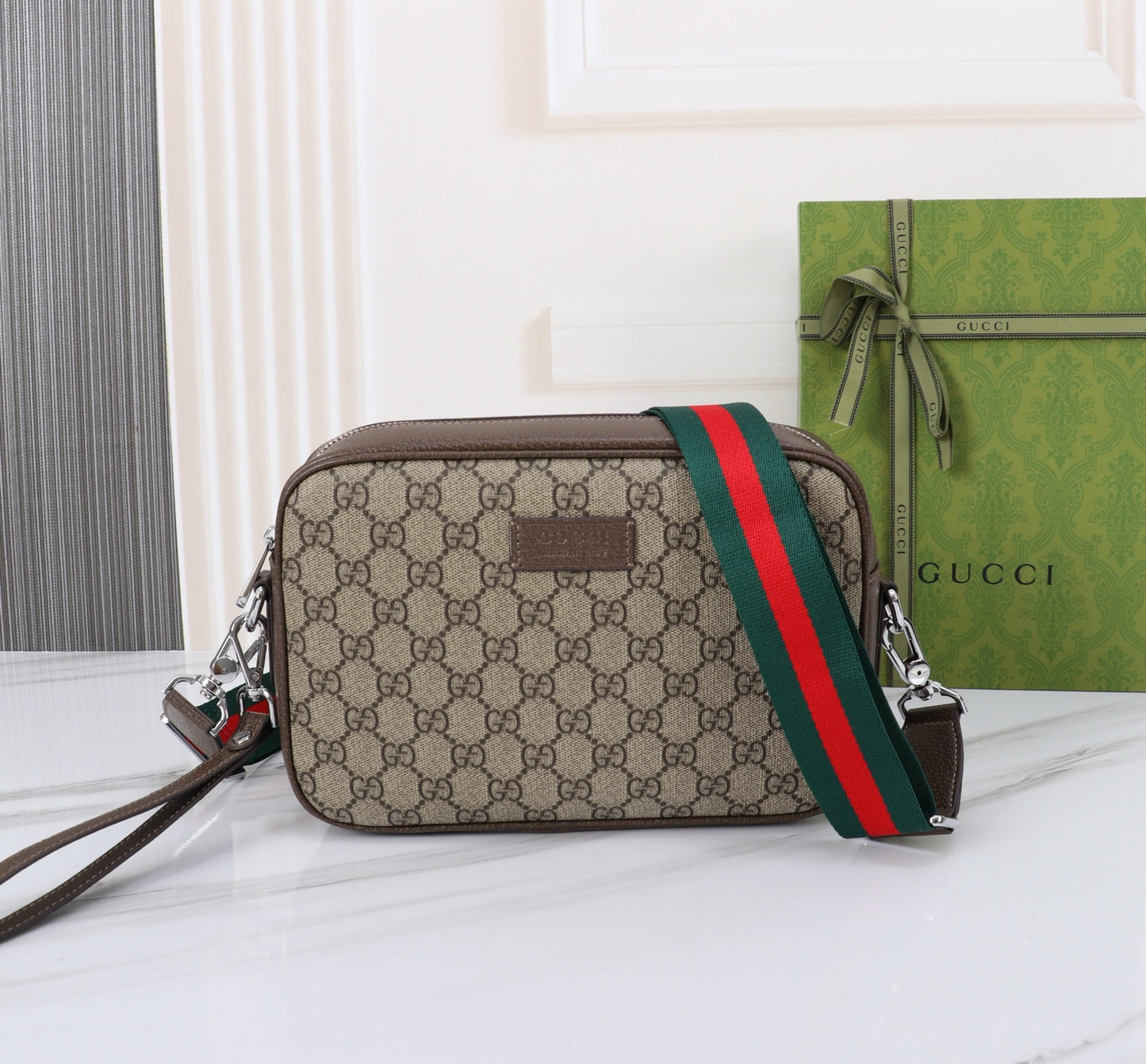Sac Bandoulière Gucci GG Supreme Beige