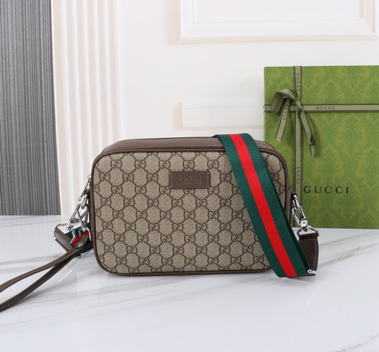 Sac Bandoulière Gucci GG Supreme Beige