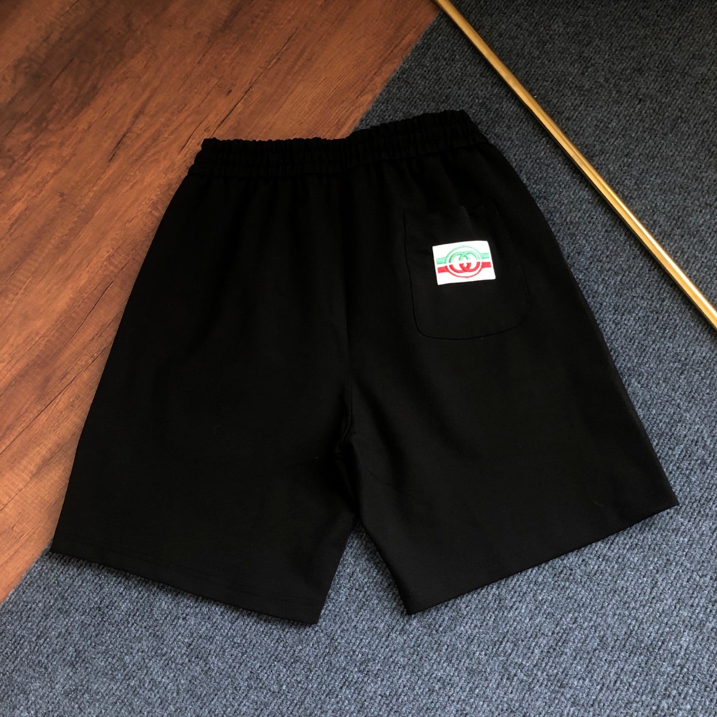 Short Gucci GG 1921 Noir Bandes Vertes