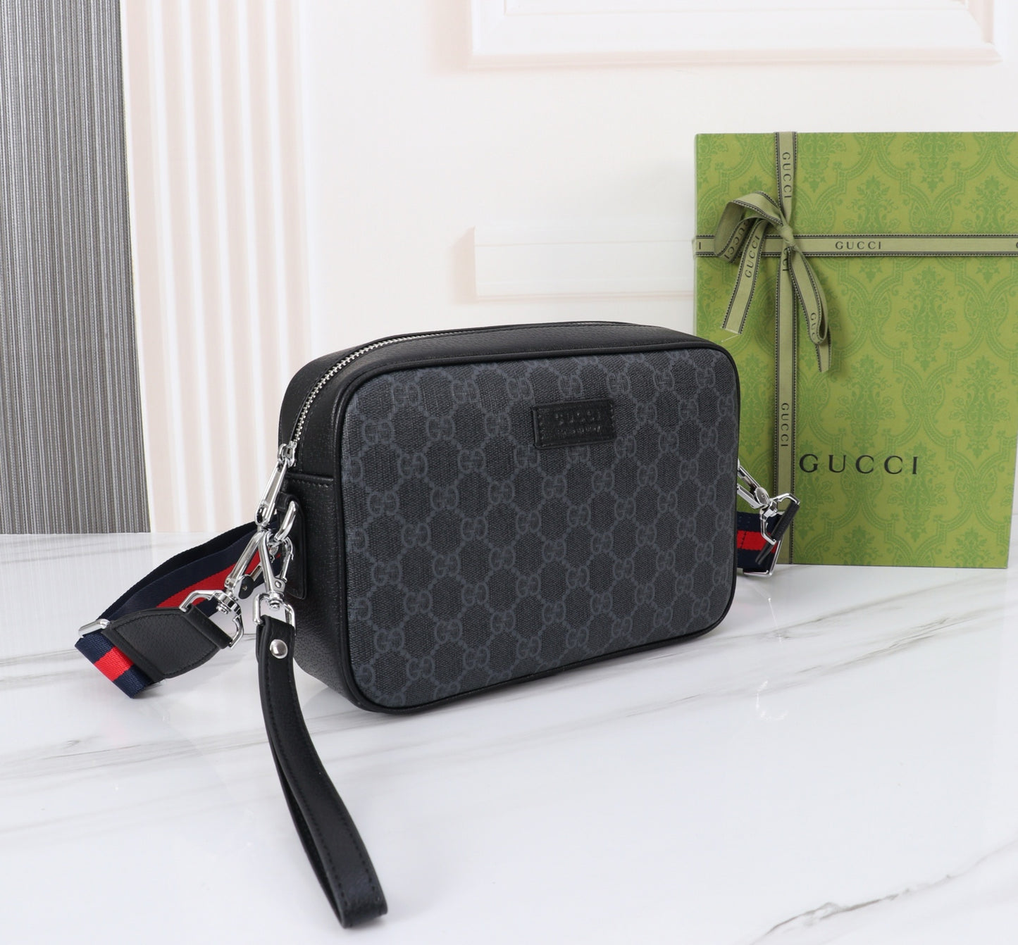 Sac Bandoulière Gucci GG Supreme Noir