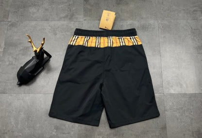 Short Style Burberry – Noir & Tartan Camel