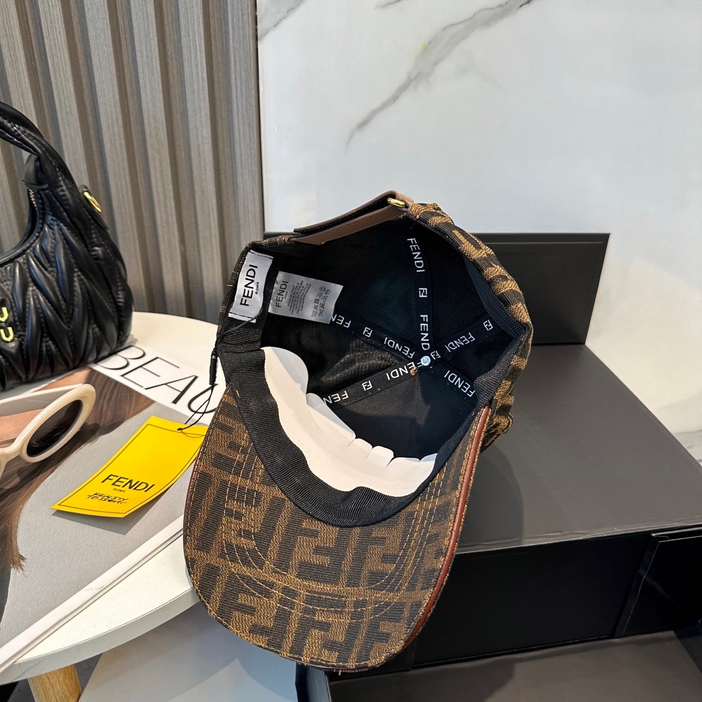 Casquette Style Fendi – Monogramme FF Camel/Marron