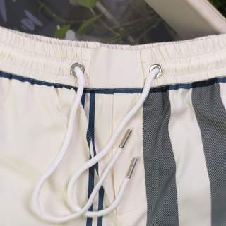 Short à Carreaux Style Burberry – Blanc/Beige