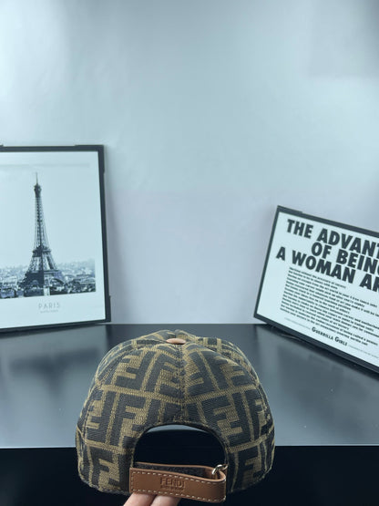 Casquette Fendi Monogramme FF Visière Cuir Camel