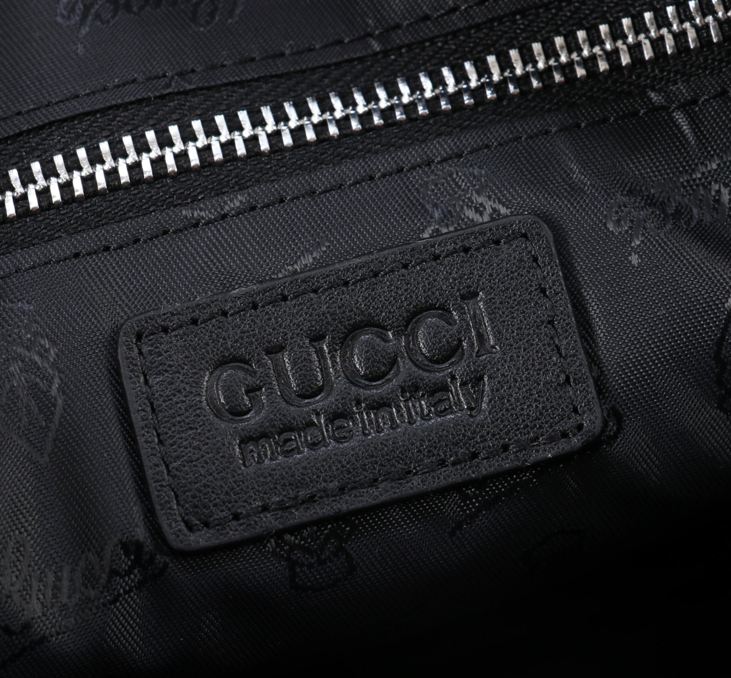 Sac Bandoulière Gucci GG Embossé Cuir Noir