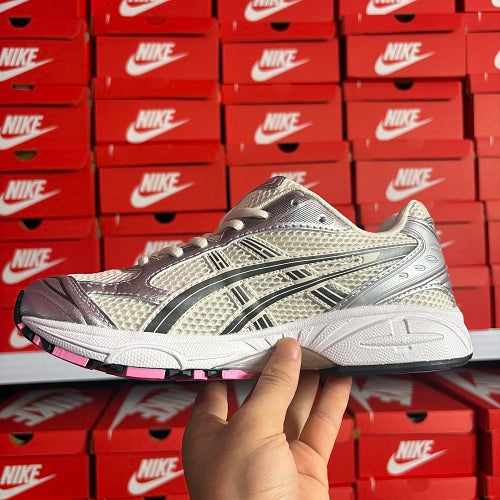 ASICS GEL-KAYANO 14 - Cream / Sweet Pink
