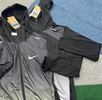 Ensemble Nike Running – Coupe-vent + Jogging Noir Division